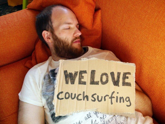 CouchSurfing-2-666x500
