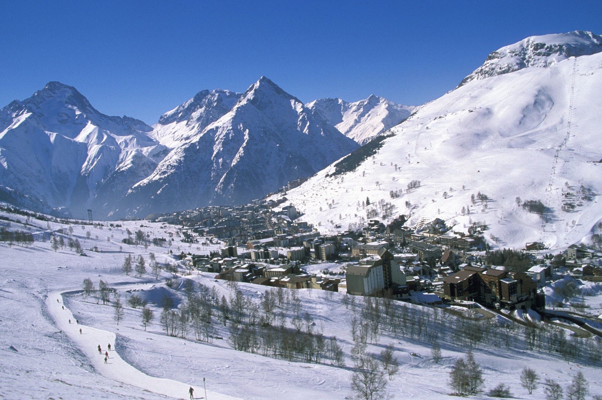 Франция. Альпы — 7 дней за 209 евро (жильё + ски-пасс + бассейн). Январь 2016!
